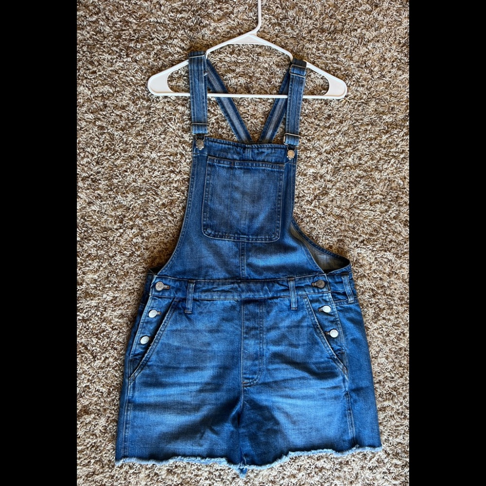 EUC- like new Madwell Womens Overall Shorts